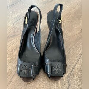 Tory Burch Black and Brown Leather Peep Toe Slingback Heels